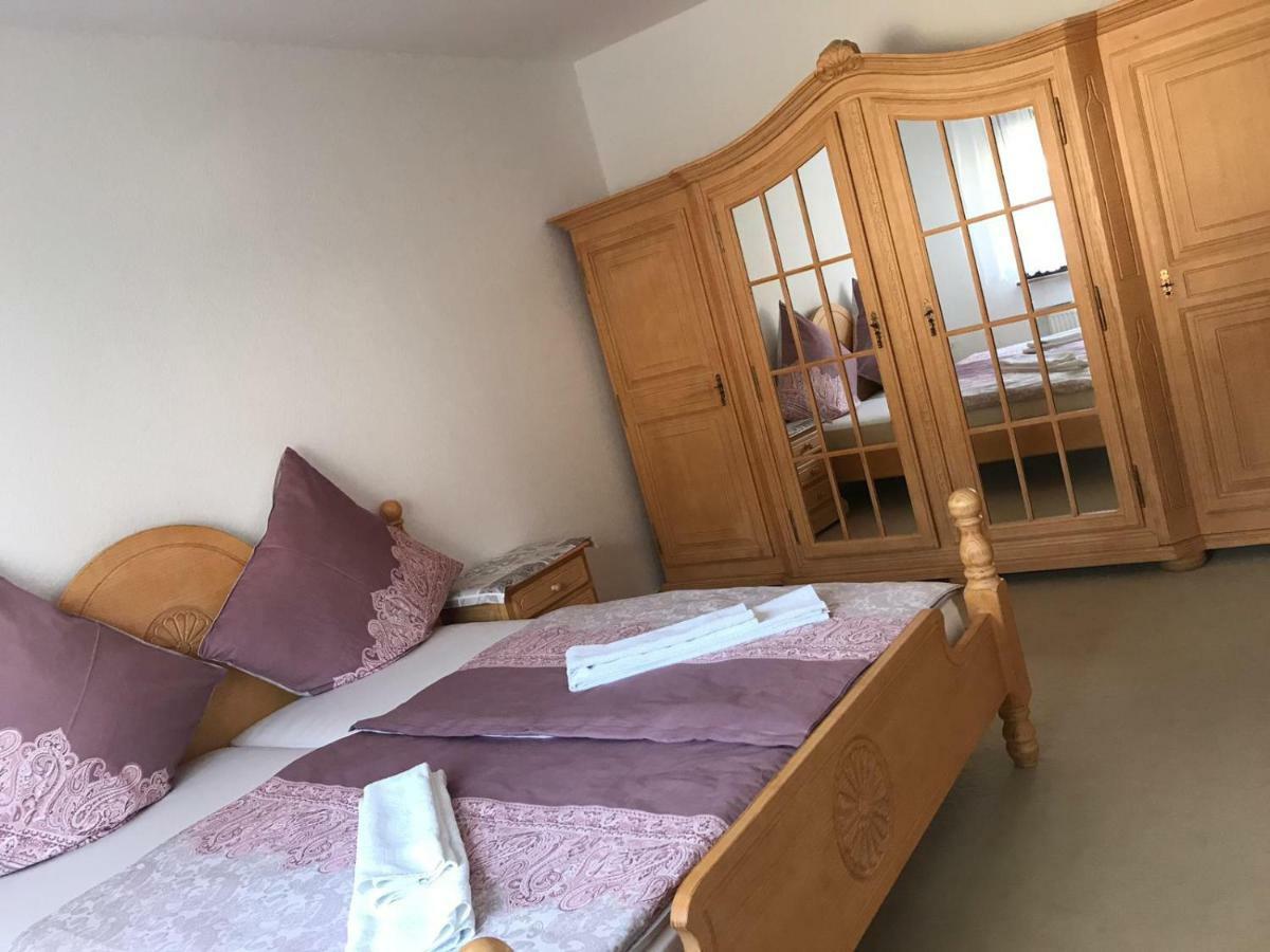 Ferienwohnung Niederfell - An Der Mosel Exterior photo